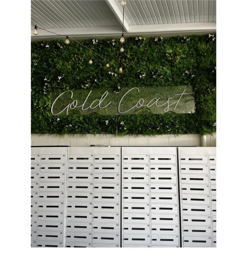Capsuleaccom Hostel Gold Coast Exterior photo
