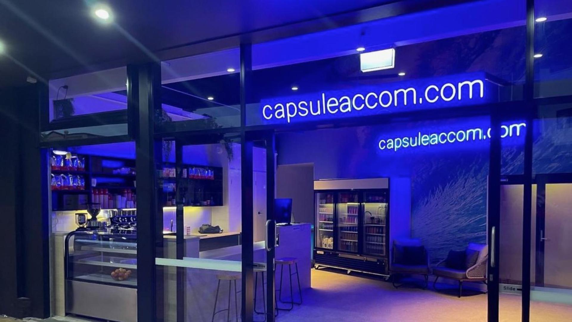 Capsuleaccom Hostel Gold Coast Exterior photo